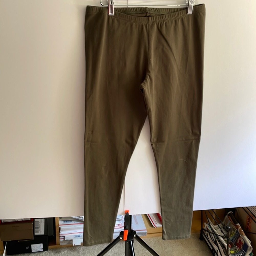 J. Peterman Olive Green Leggings